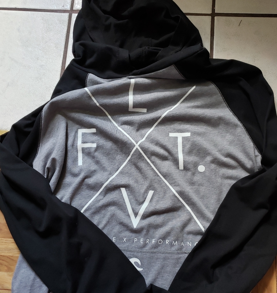 LVFT Light Hoodie Medium